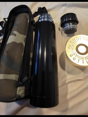 Black Shotgun Stainless Steel Vacuum Flask with Camouflage Carry Case